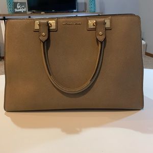 Authentic Michael Kors Satchel Purse